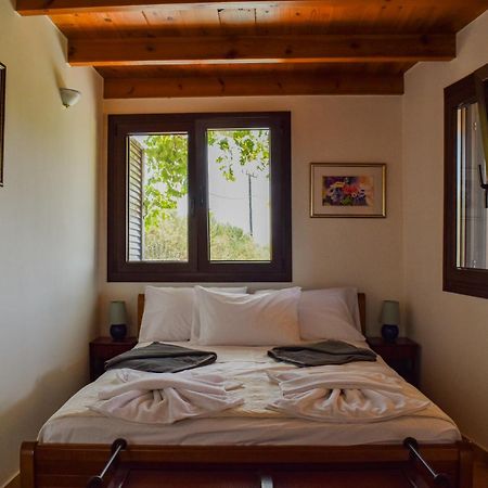 Mylonakis Home มากรีเยียลอส ภายนอก รูปภาพ
